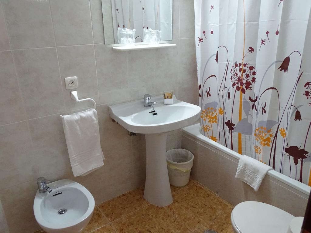 Hostal Argentina Caces 외부 사진