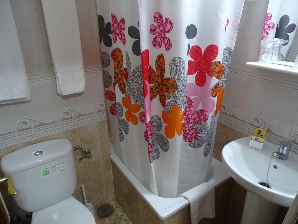 Hostal Argentina Caces 외부 사진