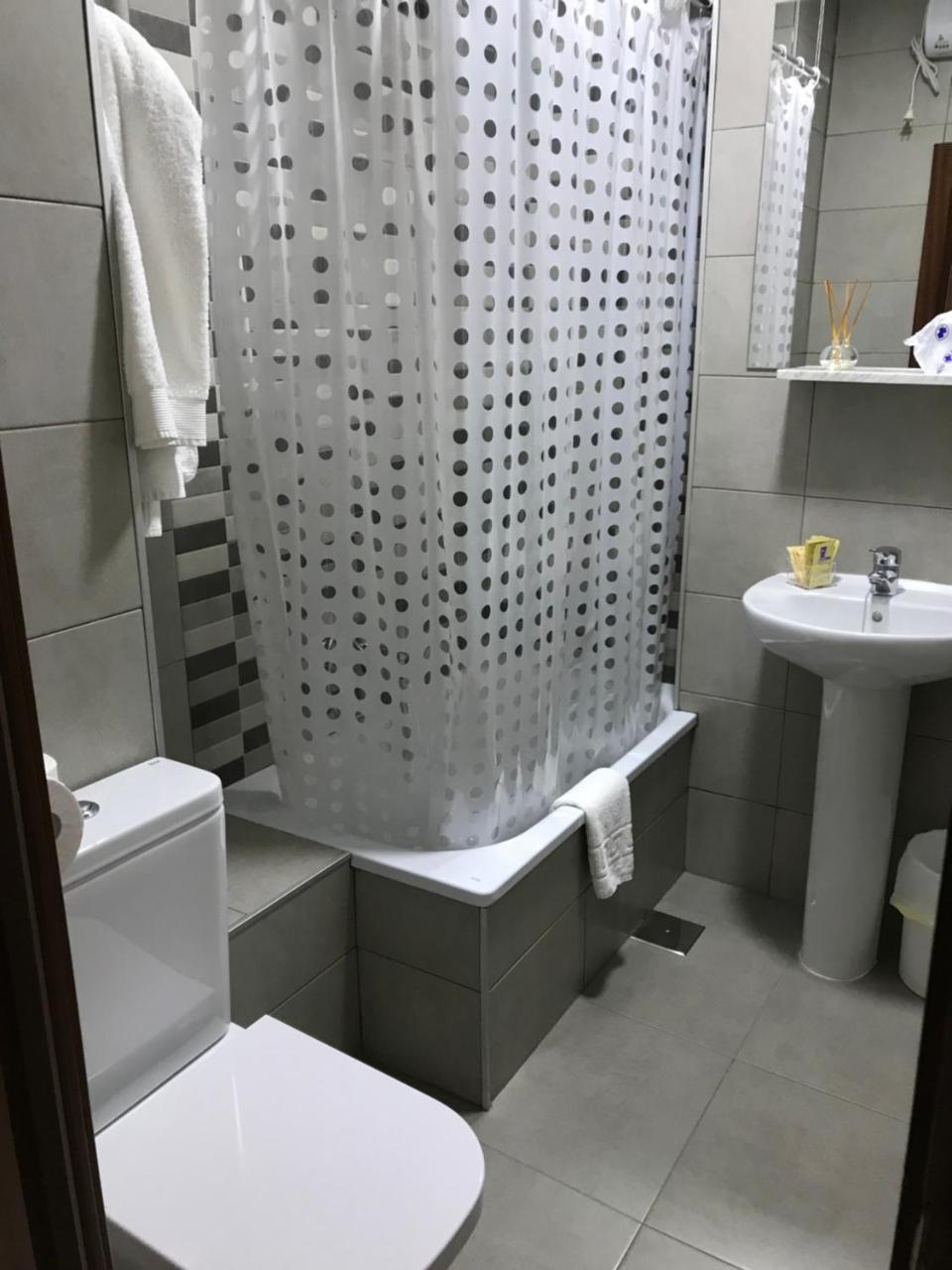 Hostal Argentina Caces 외부 사진